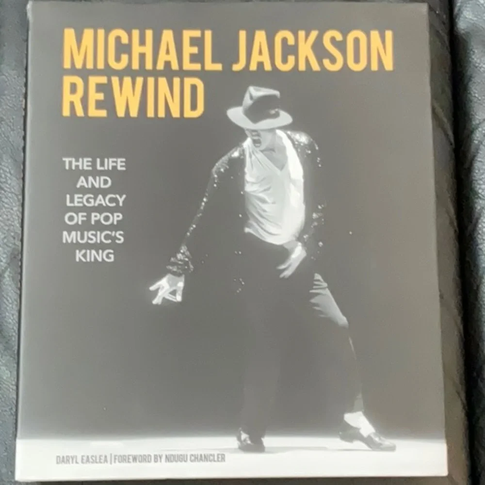 Michael Jackson rewind book - Picture 1 of 4